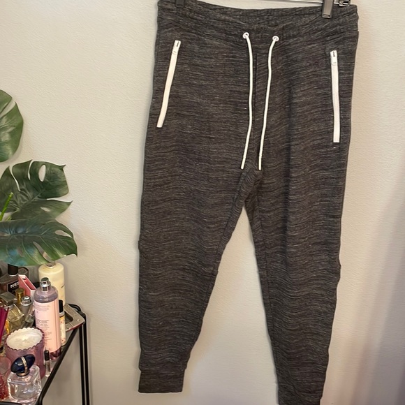Men’s American Eagle Joggers size Small Heather Gray - Picture 1 of 5